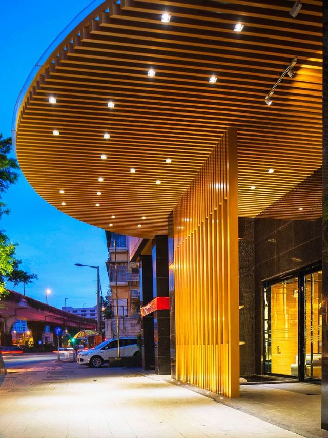 🌟 Guangzhou Getaway: Paco Hotel Tianhebei 🌟