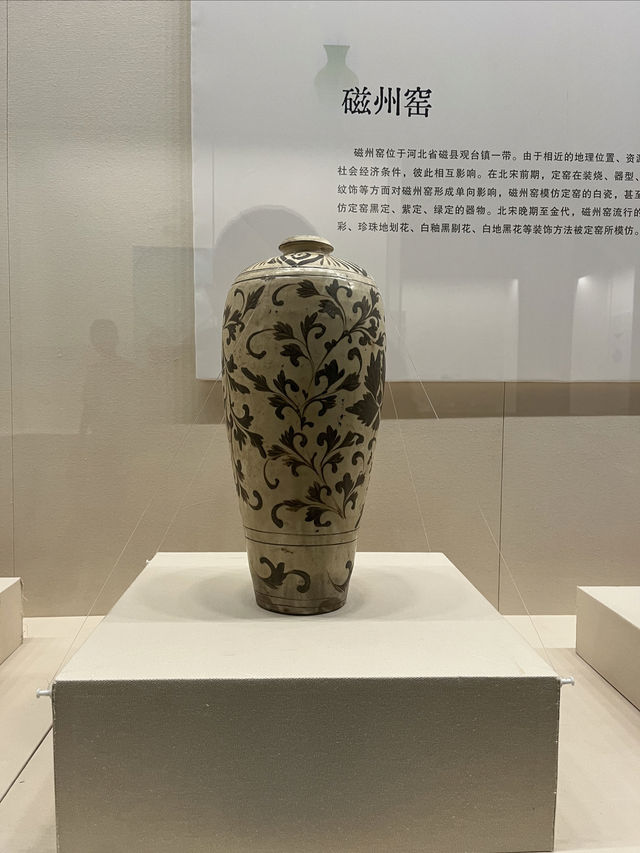 天水麻辣燙之行∣龍園，有幸看到定窯瓷器精品展