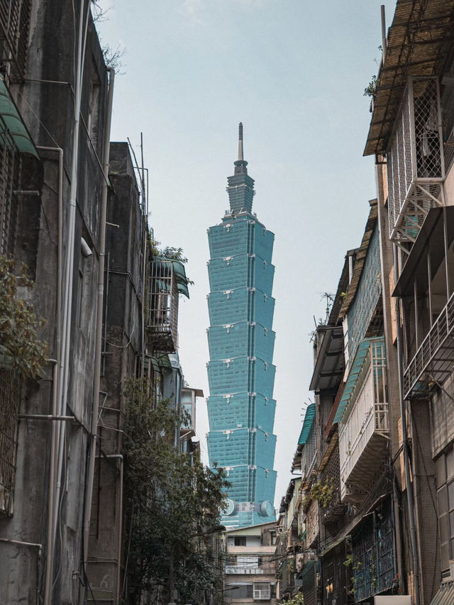 🏙️ 台北101：雲端上的城市縮影
