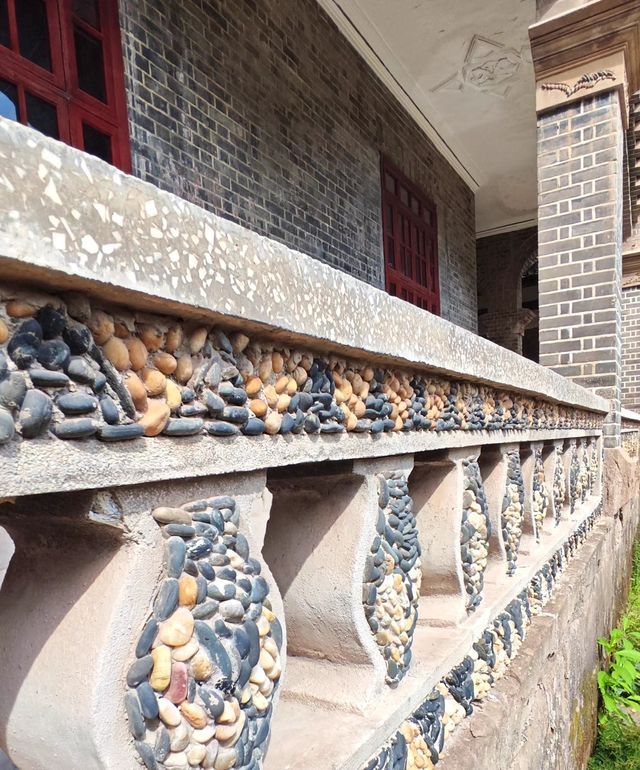 重慶有座舉人樓,中西合璧大宅風華。 重慶有座舉人樓,中西合璧大宅風華。