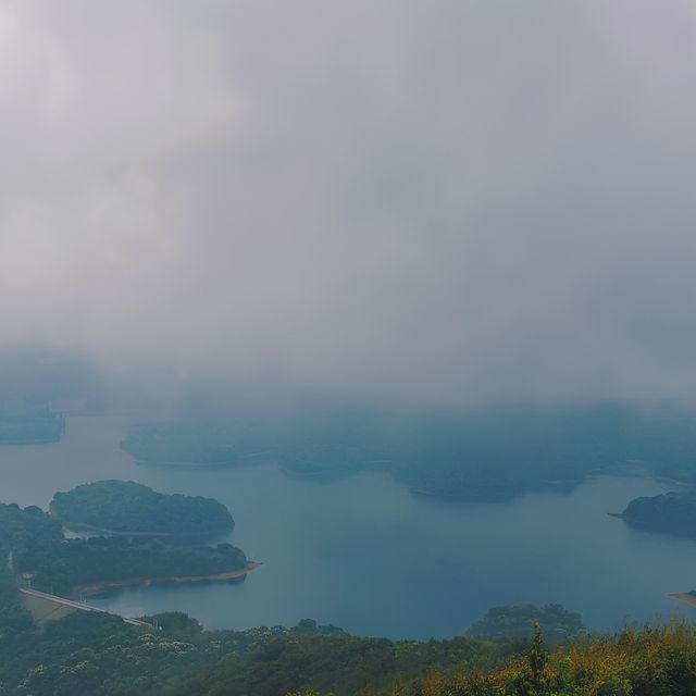 深圳「千島湖」打鼓嶂徒步攻略。
