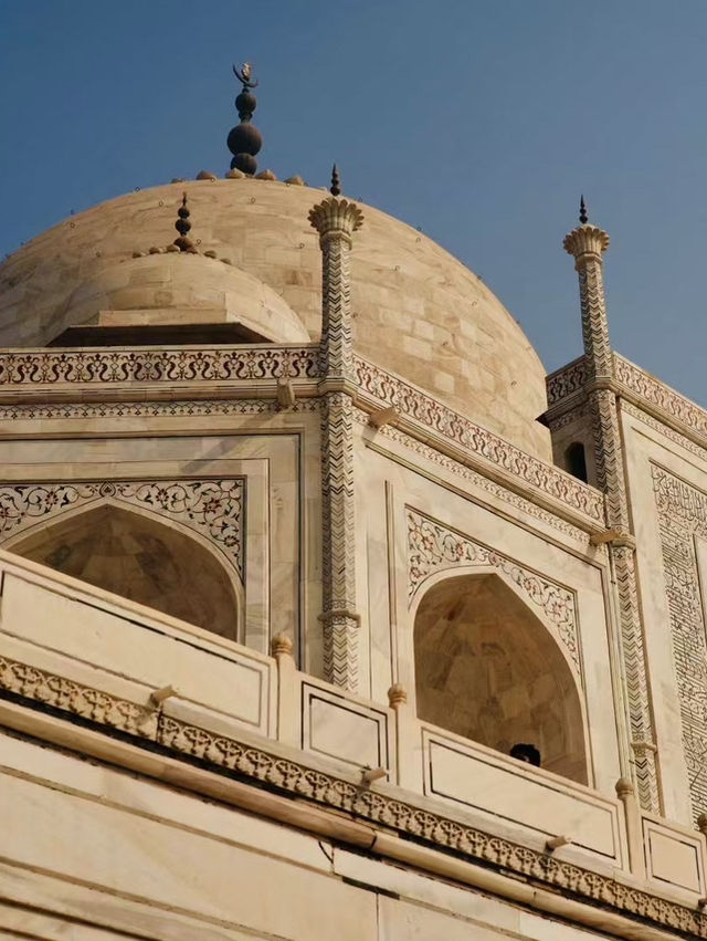 Taj Mahal: The Icon of Love and Architectural Mastery