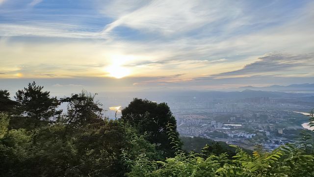 河源筆架山公園登高看日出，風景非常優美