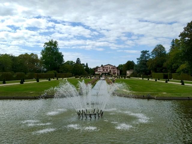 A Glimpse into History at Villa Arnaga 🏰🌳
