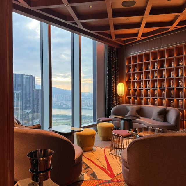 👀【澳門新濠影匯 W 酒店 | 超炫打卡地】👀