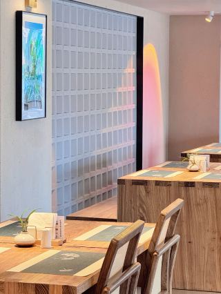 Experience Oriental Aesthetics at Tongren Pinman Yun Hotel