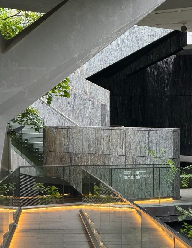 金鐘的秘密花園｜誤入時光隧道～