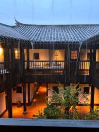 一間住完又想再住嘅酒店！麗江古城中嘅寧靜角落