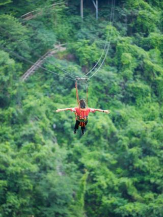 Just 1.5 hours from Chengdu to the Qiang ethnic treasure mountain! A super cool hiking route!