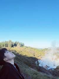 🌋 The Summit of the Crater of the Moon: Where Earth Breathes Fire Beneath Your Feet!
