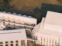 凱州山谷裡的白色音符!德陽中央音樂谷小眾出片指南 必須打卡理由: 成都1h直達!混凝土