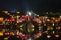 呈坎打卡|月下魚燈 徽州一夢