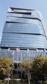 在網紅酒店過生日及除夕 精彩得不要不要的