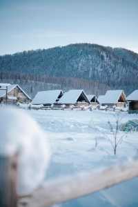 阿勒泰,把「雪的千萬種浪漫」都給了人間