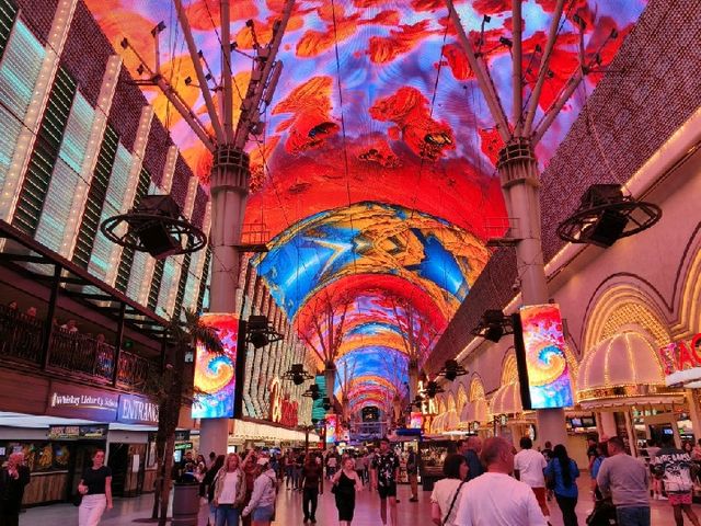 라스베이거스, 화려함과 즐거움의 메카