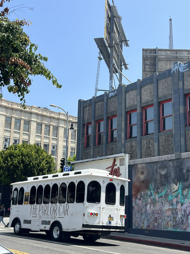 Los Angeles – Sunshine, City Lights & That Hollywood Dream