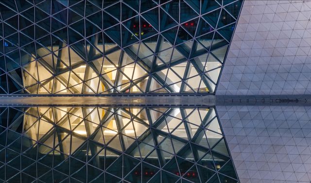 Check in at Guangzhou Opera House|Zaha Hadid's final work
