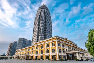 Linyi's pinnacle five-star hotel, where European luxury and Chinese elegance perfectly blend!
