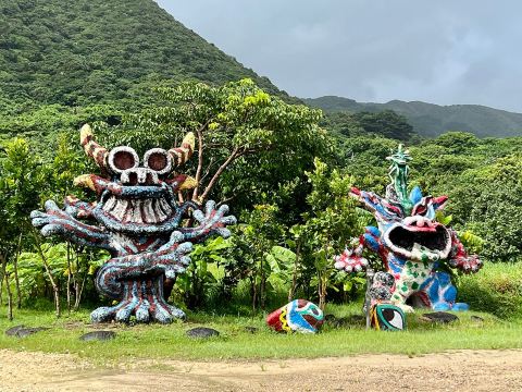 ユニークな「シーサー農園」での驚きの発見 | Trip.com 石垣市 ユニークな「シーサー農園」での驚きの発見 | Trip.com 石垣市