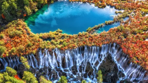 🍂 The autumn in Jiuzhaigou is truly breathtaking — words fail me!! — traveler post in Aba Prefecture
