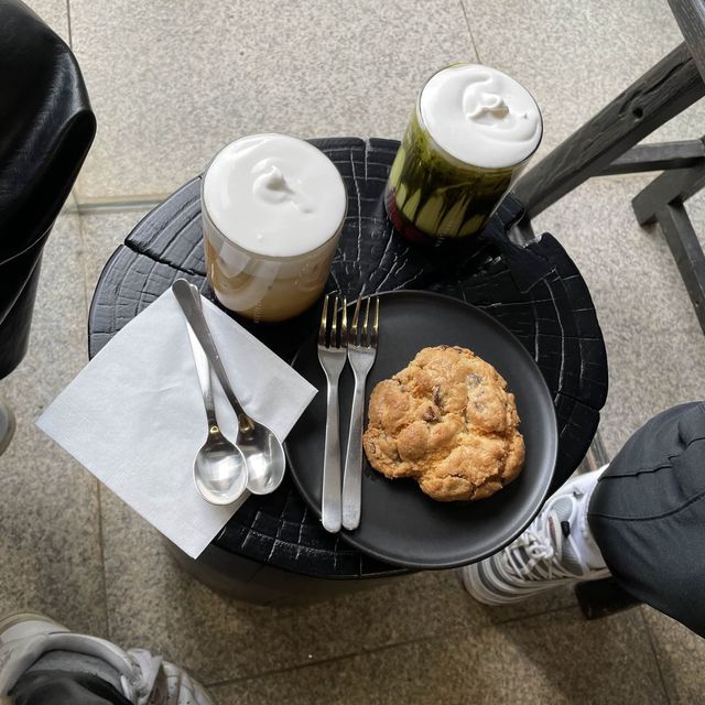 인사동 힙하고 커피가 독특한 카페, 세루리안 인사