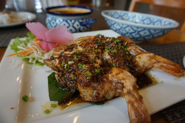 ร้านอาหารปิ่นโต หาดกะรน 