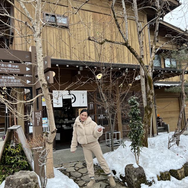 หมู่บ้านชิราคาว่าโกะ (Shirakawago) 🛖🌨️⛄️🎌
