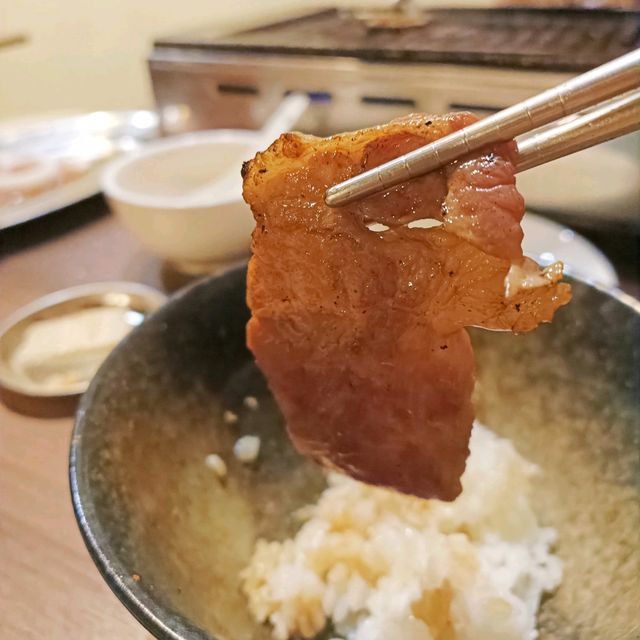 個人日式燒肉~獨食燒肉 高雄鹽埕最好吃又划算的燒肉 獨立烤盤 可單人也可以多人