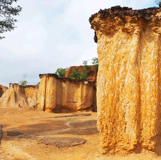 วนอุทยานแพะเมืองผี จังหวัดแพร่ 