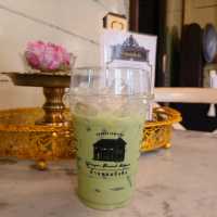 บ้านขนมปังขิง เสาชิงช้า 🍵🌷