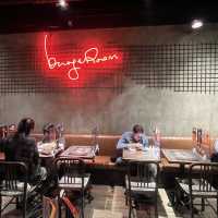 型格工業風🇺🇸邪惡😈巨型大漢堡🍔 🌸Burgeroom（尖沙咀） 