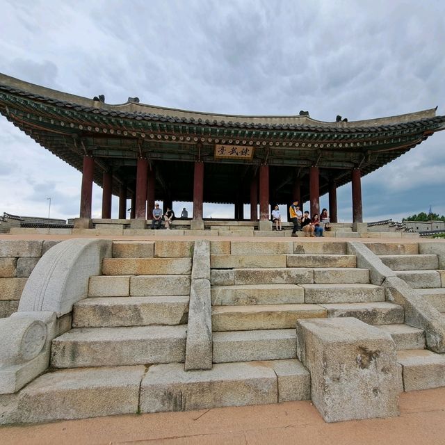 韓國世界文化遺產-水原華城☺️欣賞宏偉建築📸