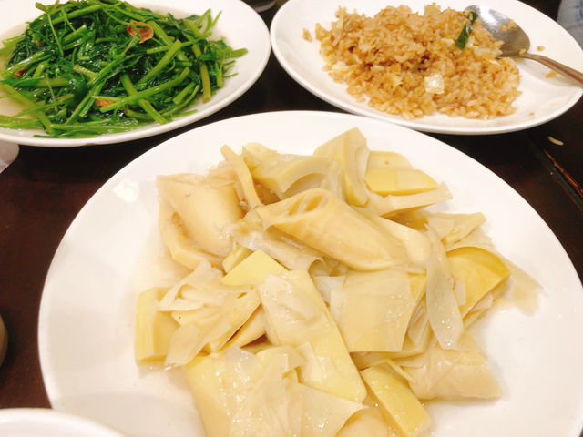 台北｜🍛🧆🥗美味家常菜♥️ 張吳記什錦麵