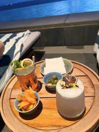 오션뷰 인피니티풀과 함께하는 클래식 바🍹