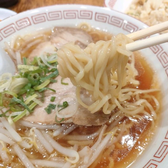 【大阪 日本橋】餃子とラーメンとチャーハンのセットって神だと思う✨