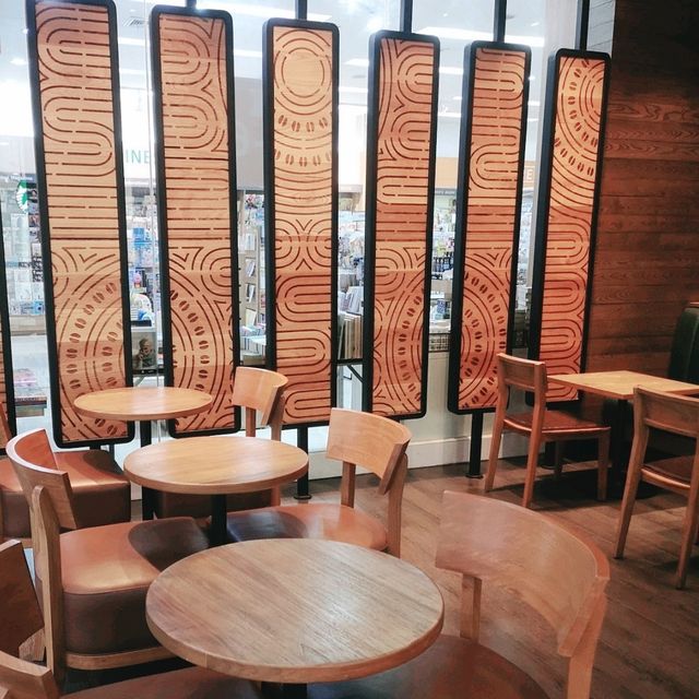 Starbucks Paradise Park 