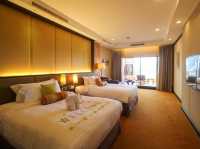 Dusit Thani Pattaya ที่พักสวยริมหาเพัทยา
