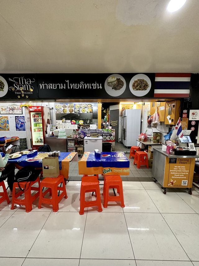 Orchard Thai Food Supper Spot!!🌙🇹🇭