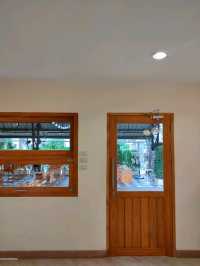 Jam Cafe & bakery
