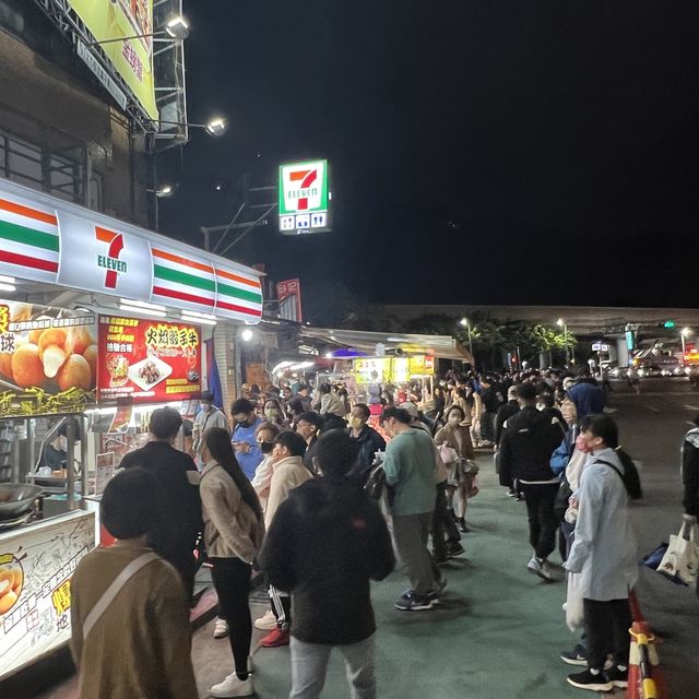 【台湾/台北】台湾旅行で外せない、地元の方も観光客も多く訪れる大人気スポット「士林夜市」