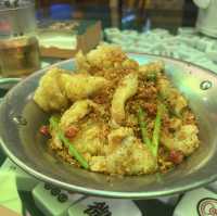 玩味十足的大排檔，打卡美食兩不誤