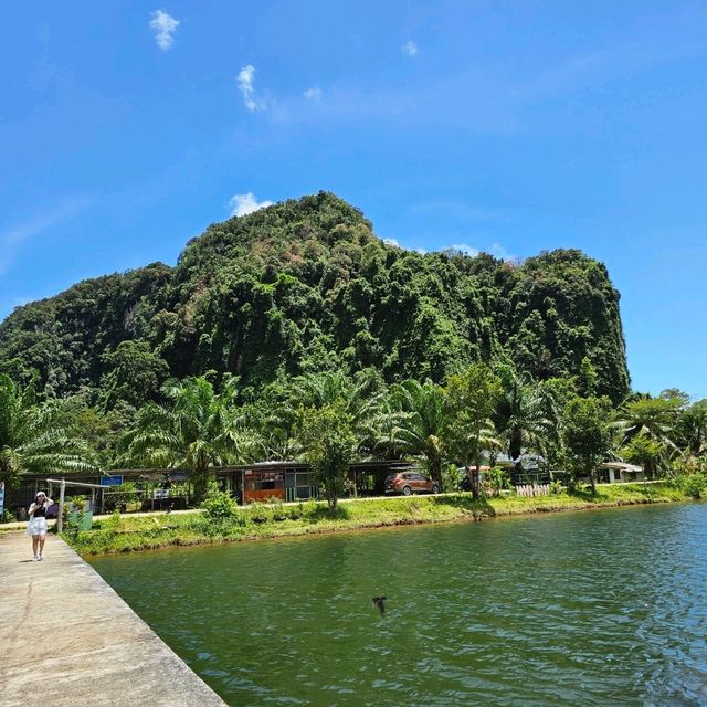 เขื่อนเขาค้อม