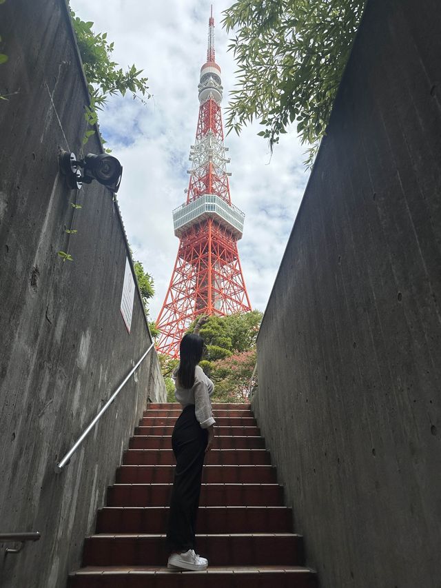 遊客必到東京鐵塔打卡取景位😘