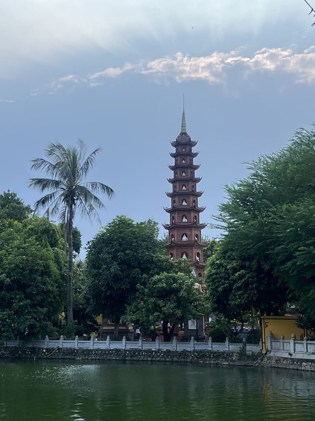 เจดีย์เฉินก๊วก (Chua Tran Quoc) @Hanoi🇻🇳