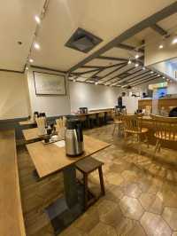 大阪堺筋本町の船ビル地下にある本町製麺所中華そば工房