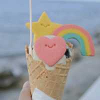 คาเฟ่ไอศครีมโฮมเมด และคุ๊กกี้ทำเองหลากสี