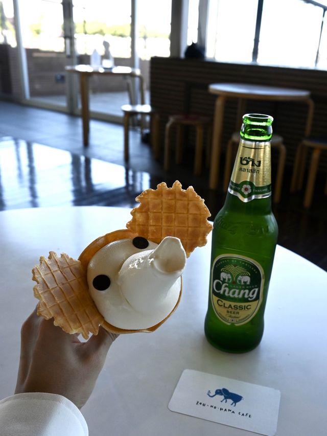 象だらけのテラス？！みなとみらいの絶景が望める穴場カフェ🐘