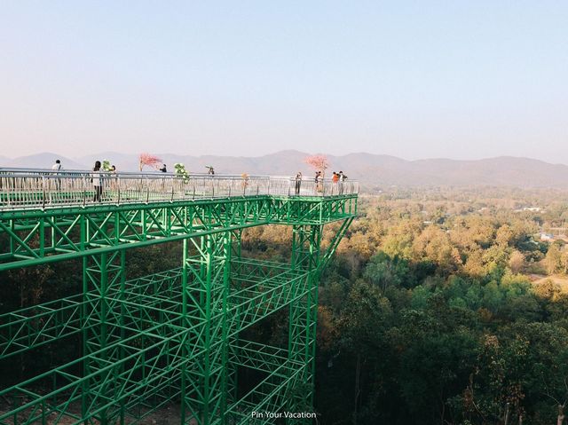 skywalk วัดพระธาตุดอยสะเก็ด
