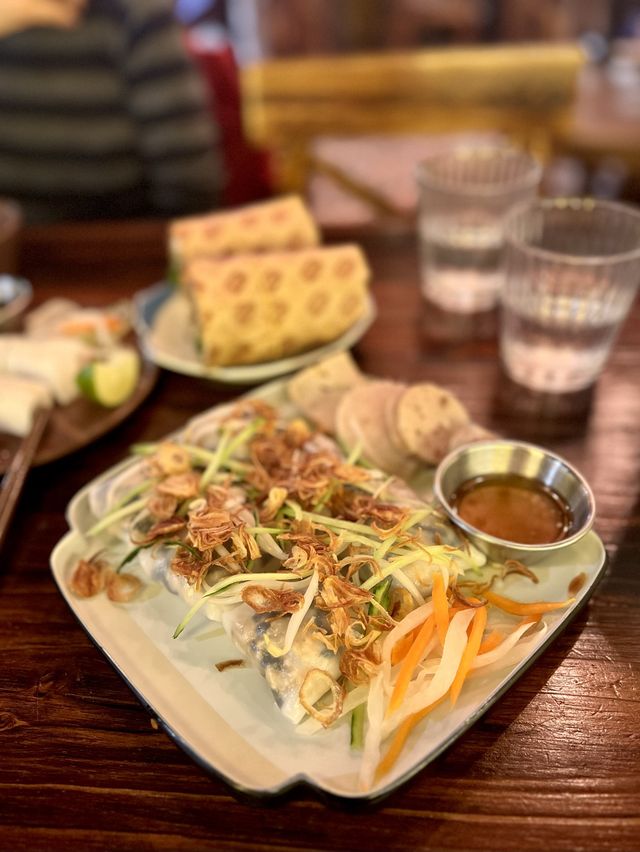 充滿異國越南風情餐廳🍽 好吃好拍好看的一晚