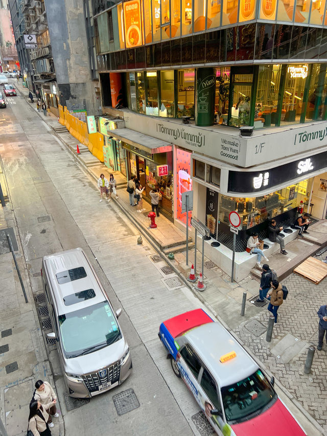 중경삼림에 나온 호옹 미드레벨에스컬레이터